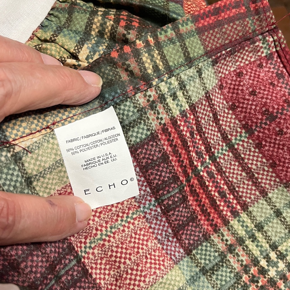 Echo Queen bed skirt green burgundy, and beige plaid - Picture 3 of 4